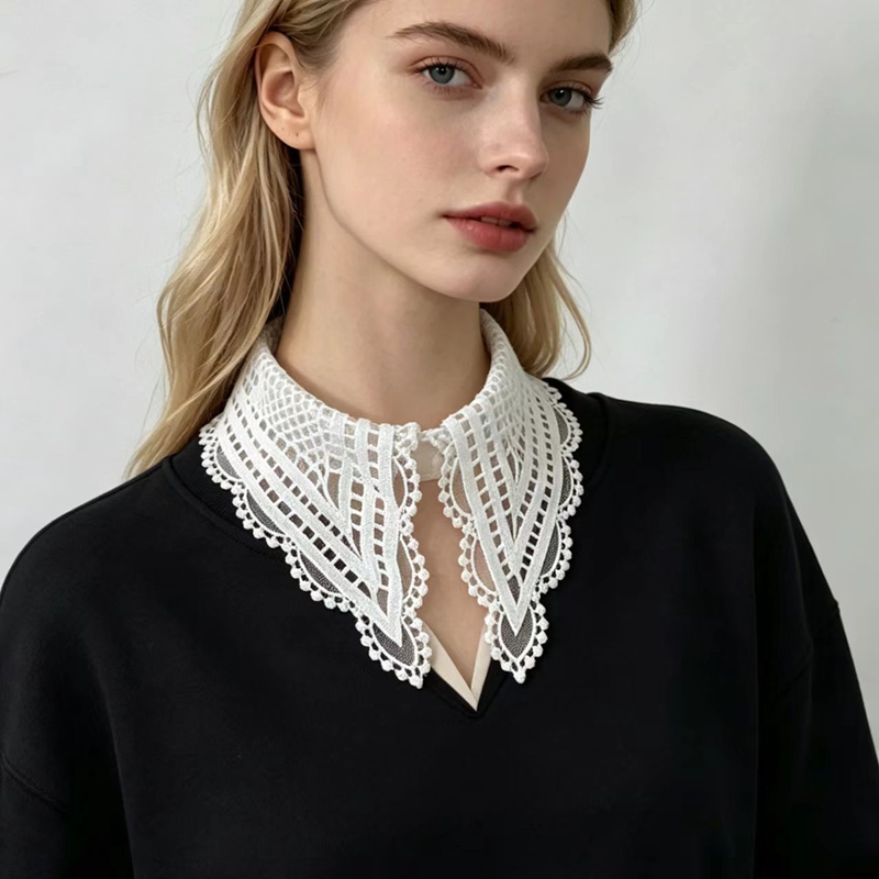 Embroidery White - ปกเสื้อปลอมสีขาวสำหรับผู้หญิง แต่งระบายลายดอกไม้ ปักลายฉลุ ถอดออกได้ ใช้ตกแต่งเสื้อเชิ้ต เสื้อสเวตเตอร์