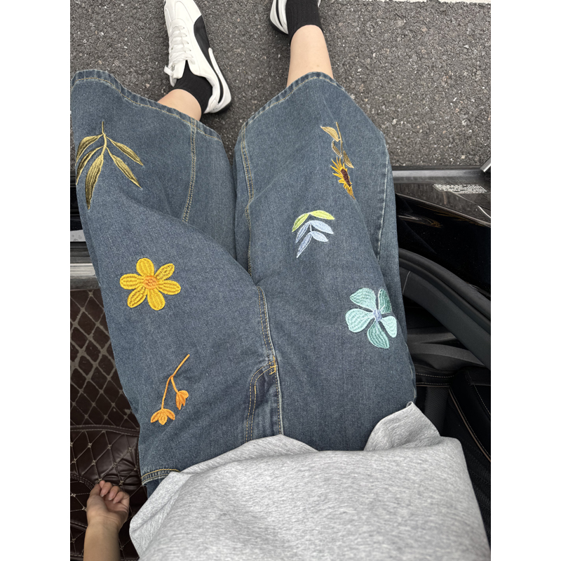 กางเกงยีนส์ขาสั้นปักลายดอกไม้ส - Embroidery Jeans บทวิจารณ์และราคา