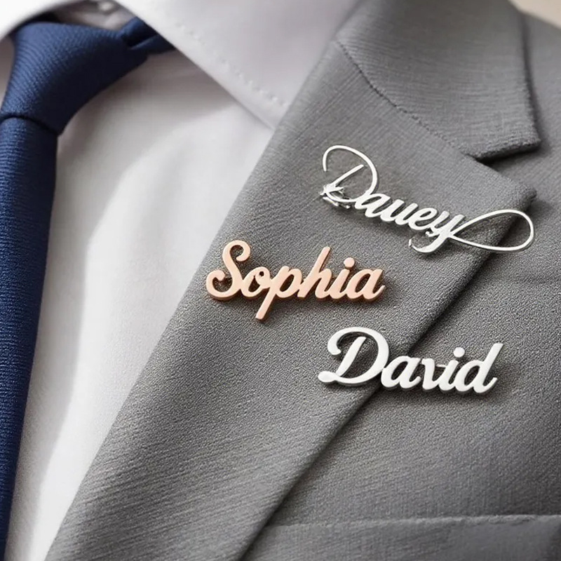เข็มกลัดติดเสื้อสแตนเลสสตีล สล - Embroidery Name บทวิจารณ์และราคา