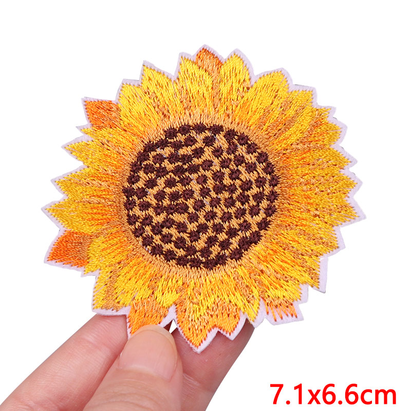 แผ่นปักลายดอกเดซี่ขนาดเล็กแผ่น - Embroidery Daisy Flower บทวิจารณ์และราคา