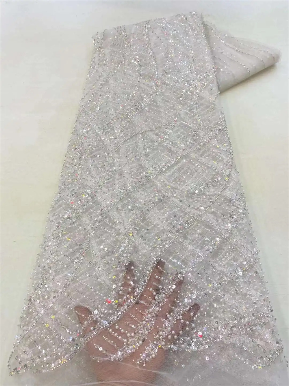 ผ้าลูกไม้ปักเลื่อมแอฟริกันสำหร - Embroidery Underlay บทวิจารณ์และราคา